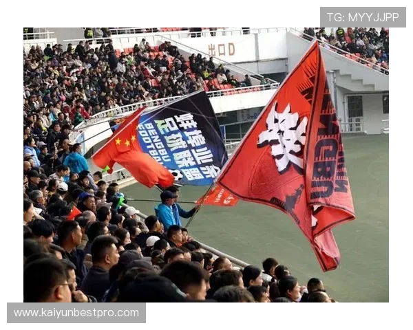 绿茵争锋前瞻：谁能笑到最后掀起下周足球狂潮