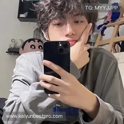 嵇嵘琚